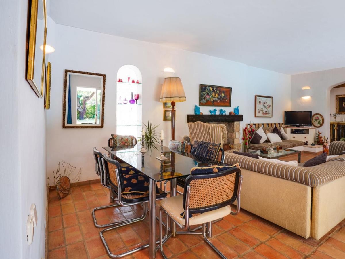 Roofed Villa In Albufeira With Private Swimming Pool Olhos de Agua  Quarto foto